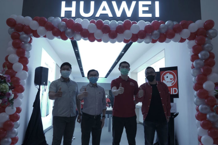 Huawei High-End Experience Store