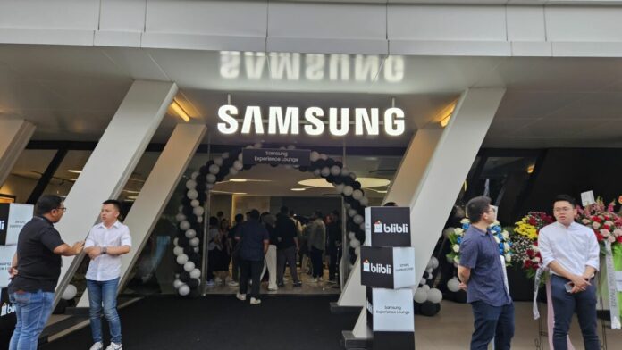 Samsung Experience Lounge Perdana Hadir di Pondok Indah Golf